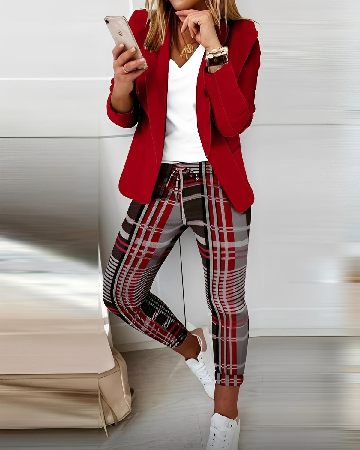 Addie - Elegantes zweiteiliges Damen-Ensemble