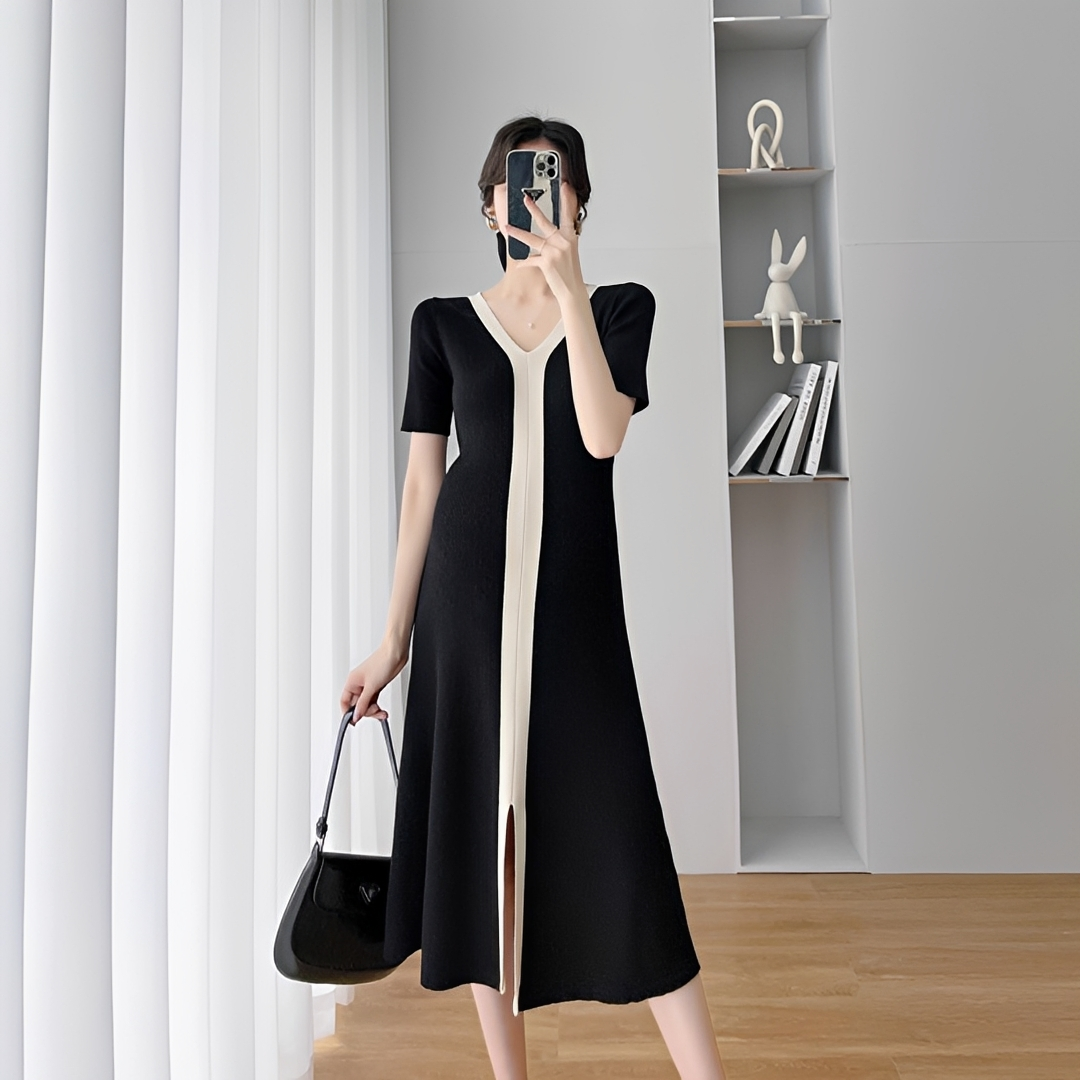 Jeanet - Elegantes Midikleid mit V-Ausschnitt