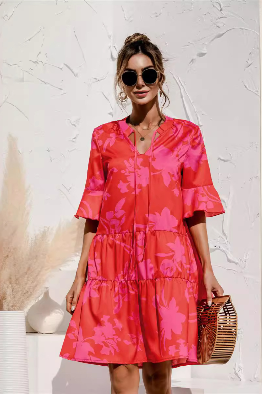 Nila – Kurzes Sommerkleid mit Taillenschlitz