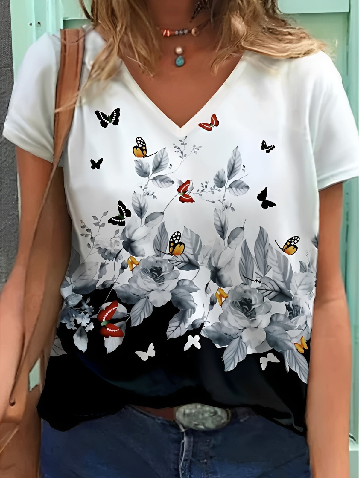 Niki - Elegantes Damenoberteil mit Blumendesign