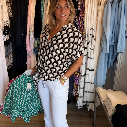 Leona - Elegantes Damenoberteil mit Design