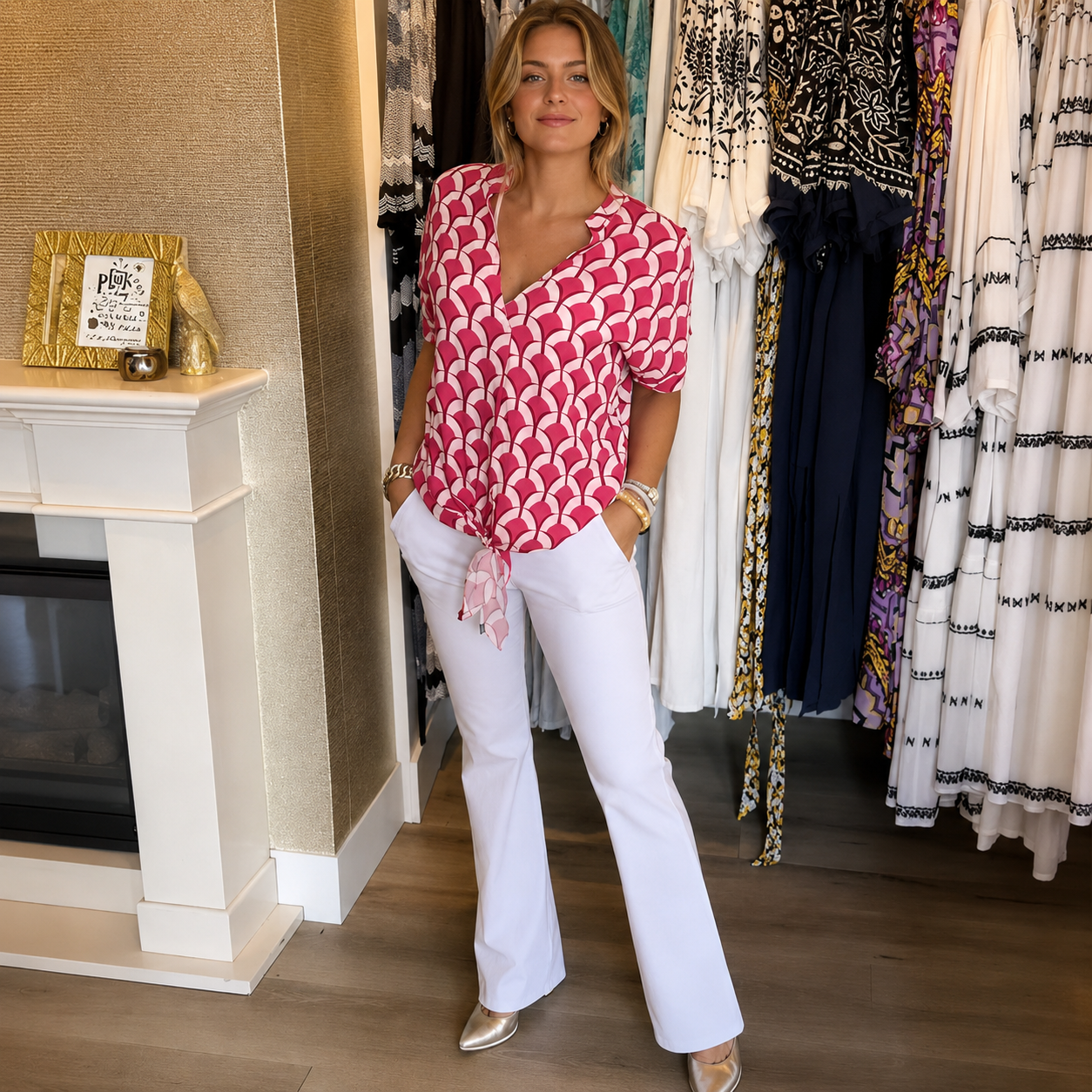 Leona - Elegantes Damenoberteil mit Design